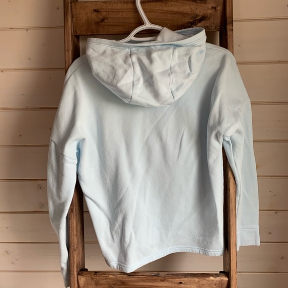 Under Armour - Picture 3 of 3